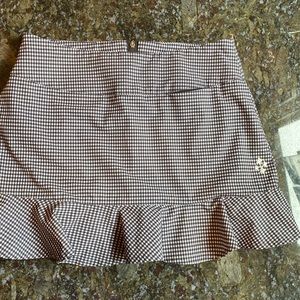 JOFIT CLUB SKORT SIZE 2, cute with zipper, black and white. Like new.